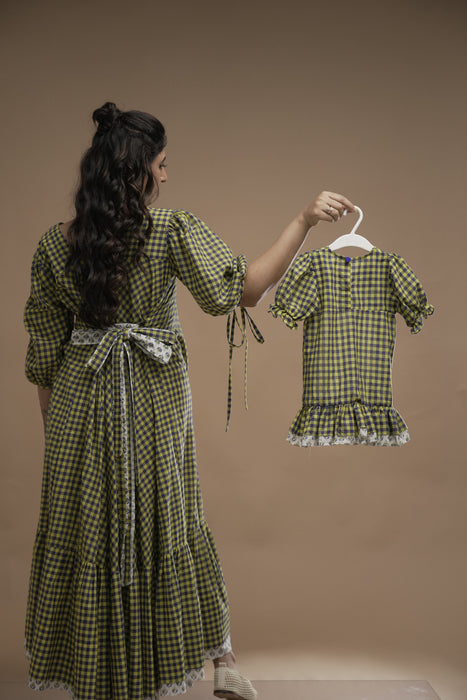 Mama & Mini - Checkered Frill Dress