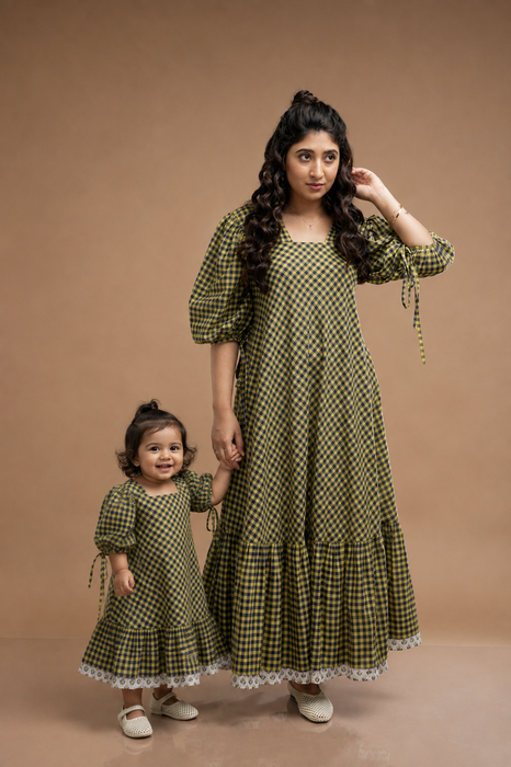 Mama & Mini - Checkered Frill Dress