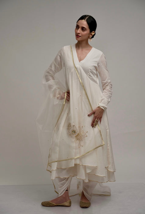 White Hand - Kurta Set