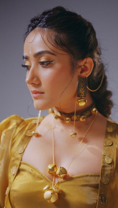 सुर - Earrings